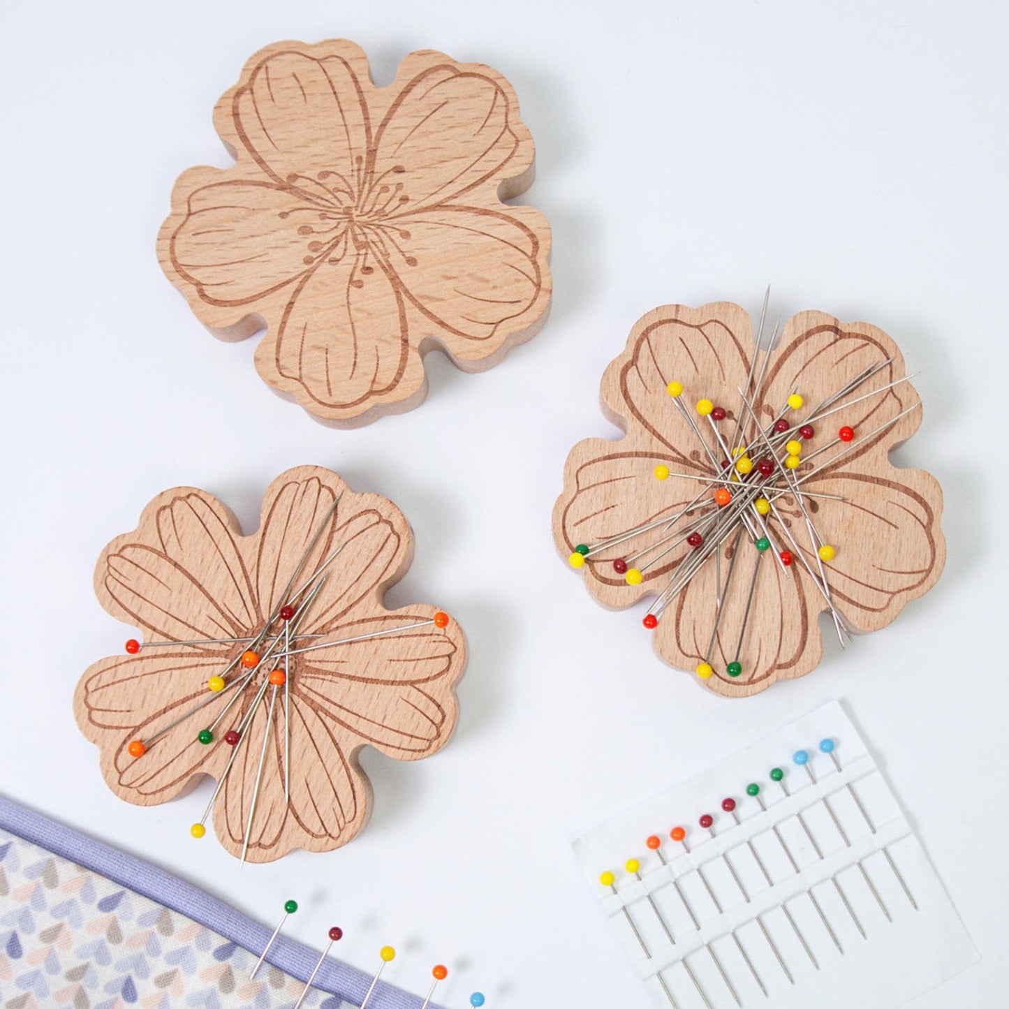 Engraved Magnetic Wooden Flower Pincushion