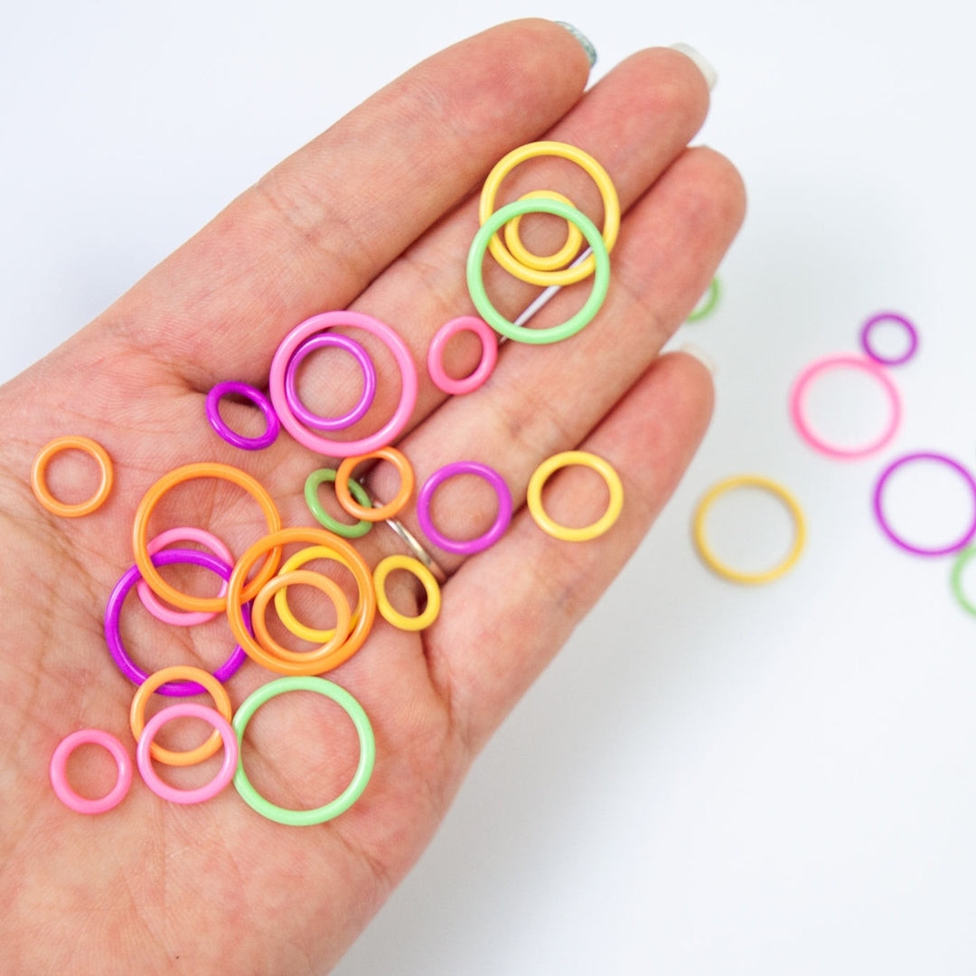 Colour Pop Round Knitting Stitch Markers (30pcs)
