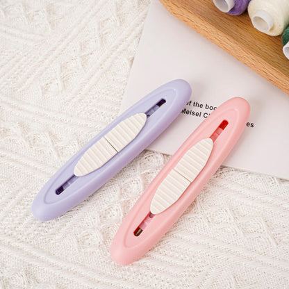 2-in-1 Retractable Seam Ripper + Needle Threader Tool