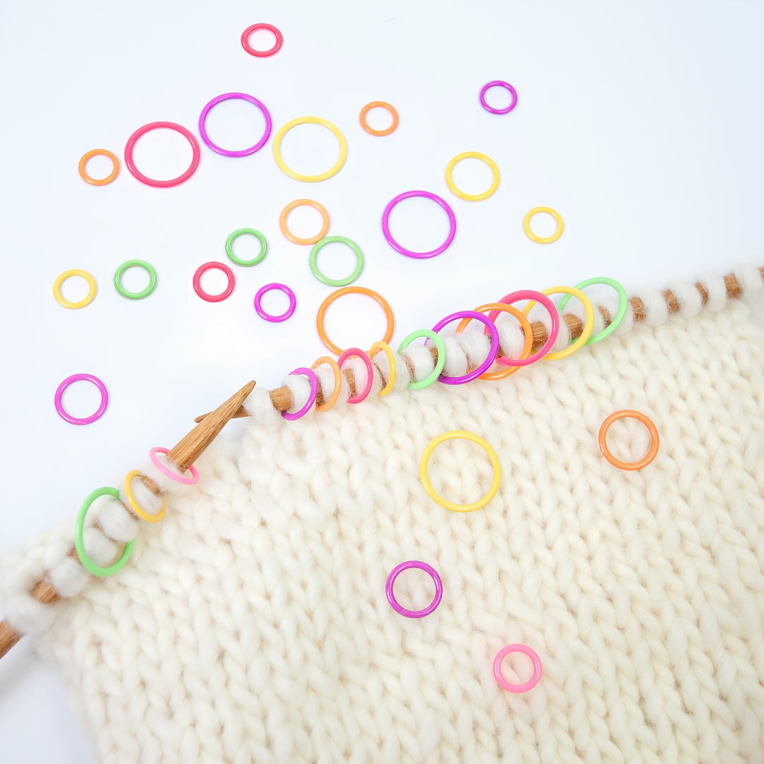 Colour Pop Round Knitting Stitch Markers (30pcs)