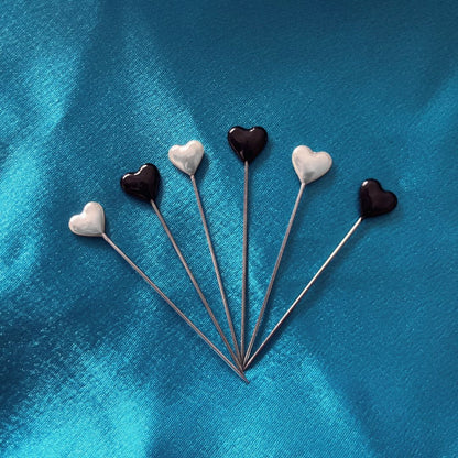 Black & White quilting Pins heart