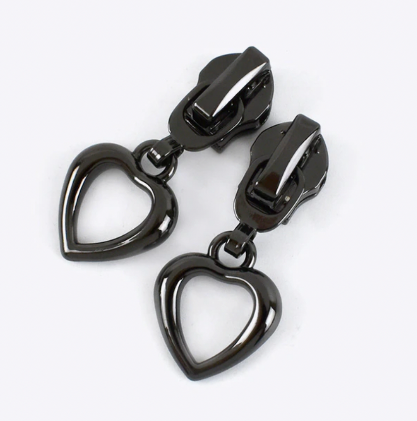 Black Zipper Puller